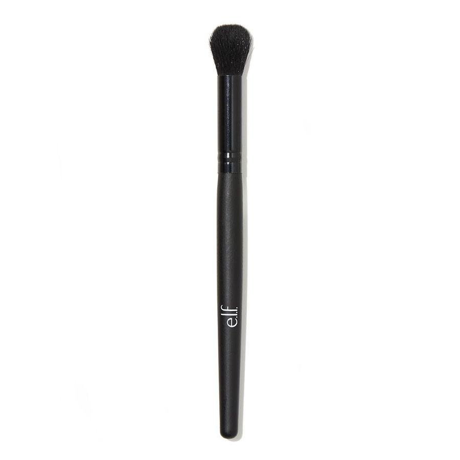 e.l.f. Flawless Concealer Brush.